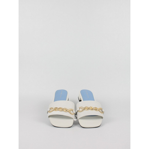 H Chain Feminine Flat Sandal Ecru / 36