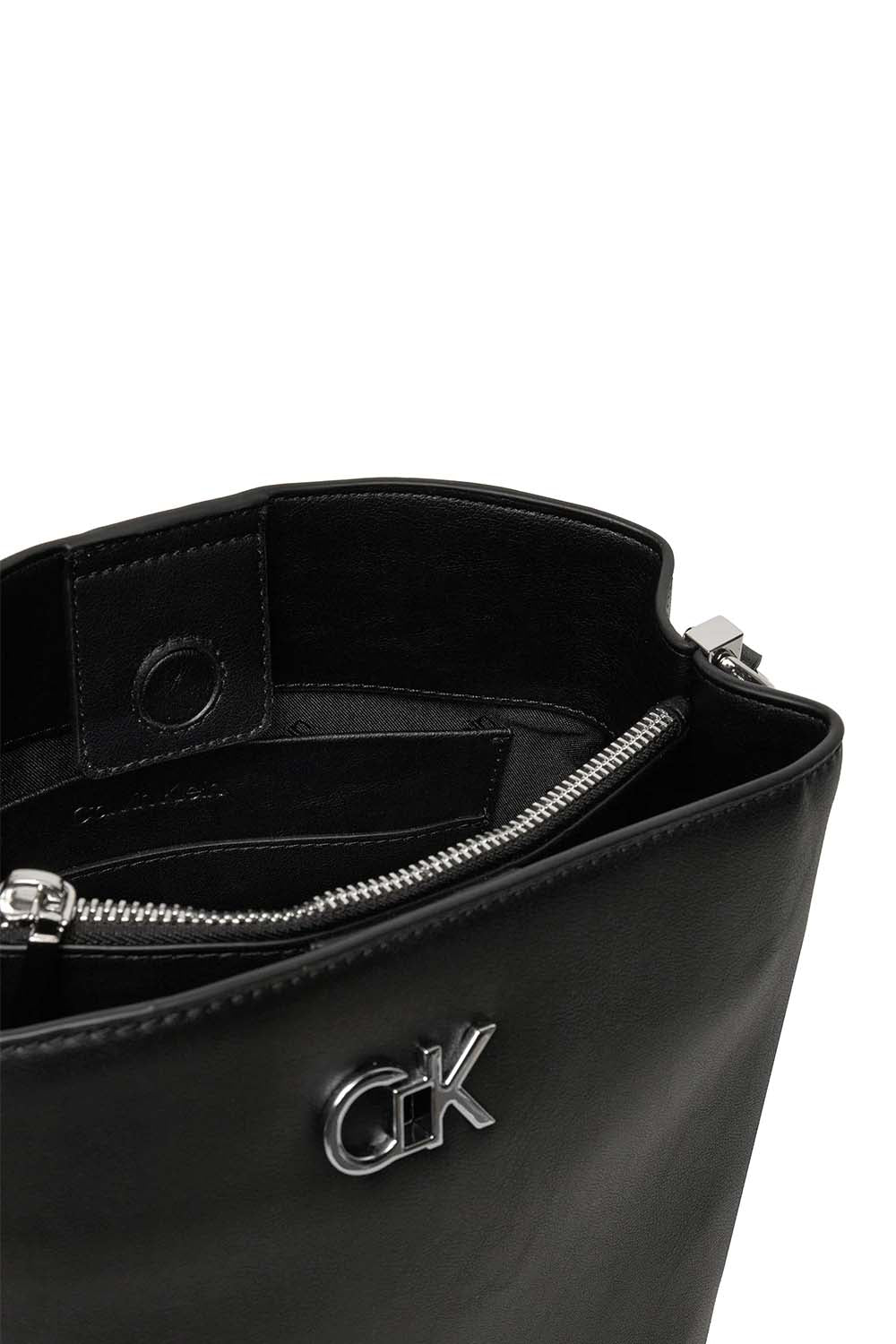 Ck Convertible Bucket Bag Pvh Black / OS
