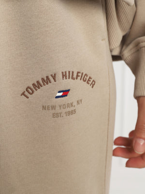 Relaxed Varsity Sweatpant Beige / L