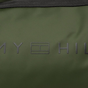 Th Urban Essential Barrel Bag Mentor Green / OS