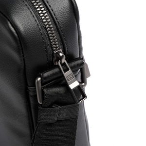 Th Corporate Reporter Black / OS
