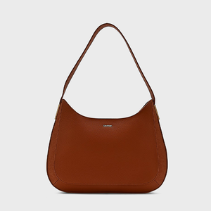 Ck Must Plus Shoulder Bag Md Cognac / OS