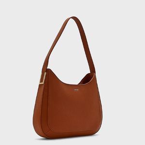Ck Must Plus Shoulder Bag Md Cognac / OS