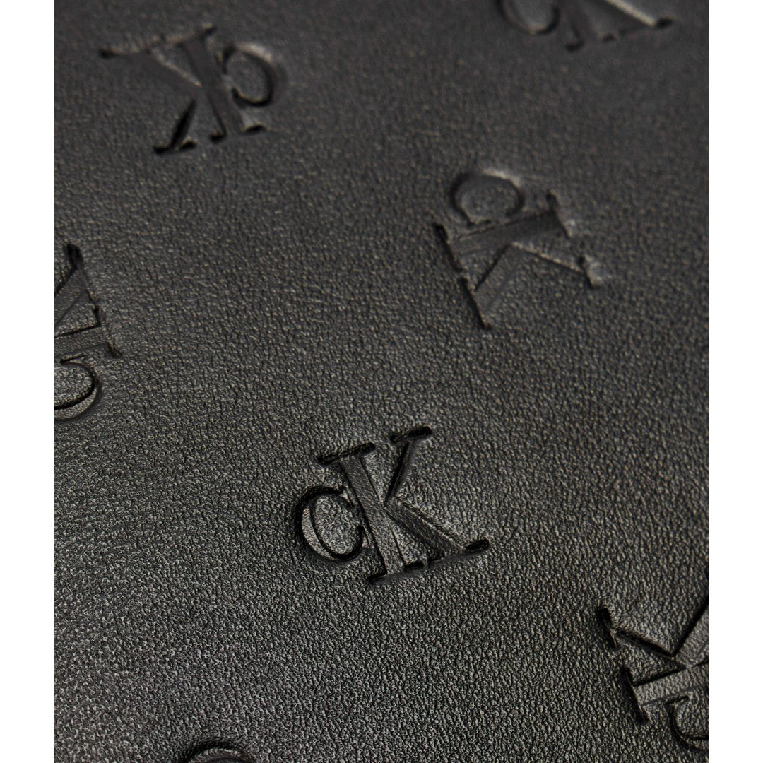 Aop Emboss Bifold Allover Print / OS