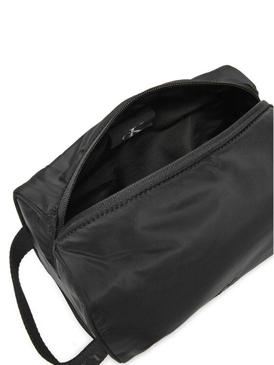 Over Webbing Dopp Kit Black / OS