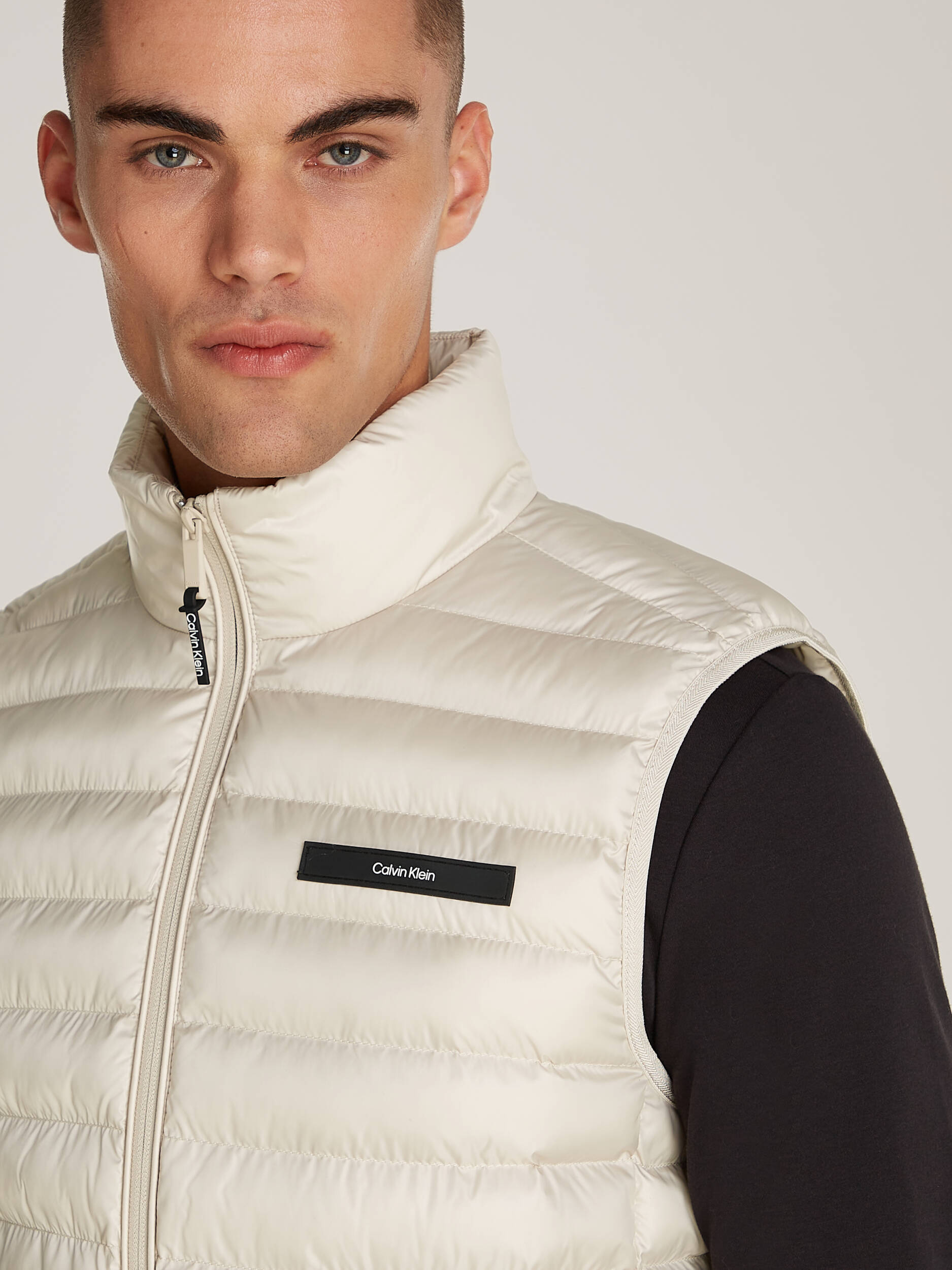 Packable  Quilt Vest Stony Beige / L