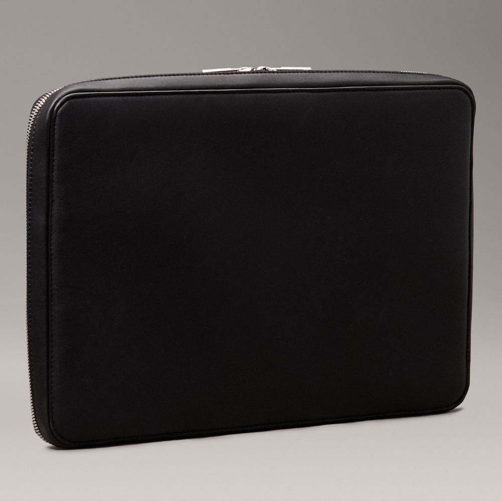 Ck Sleek Folio Black / OS