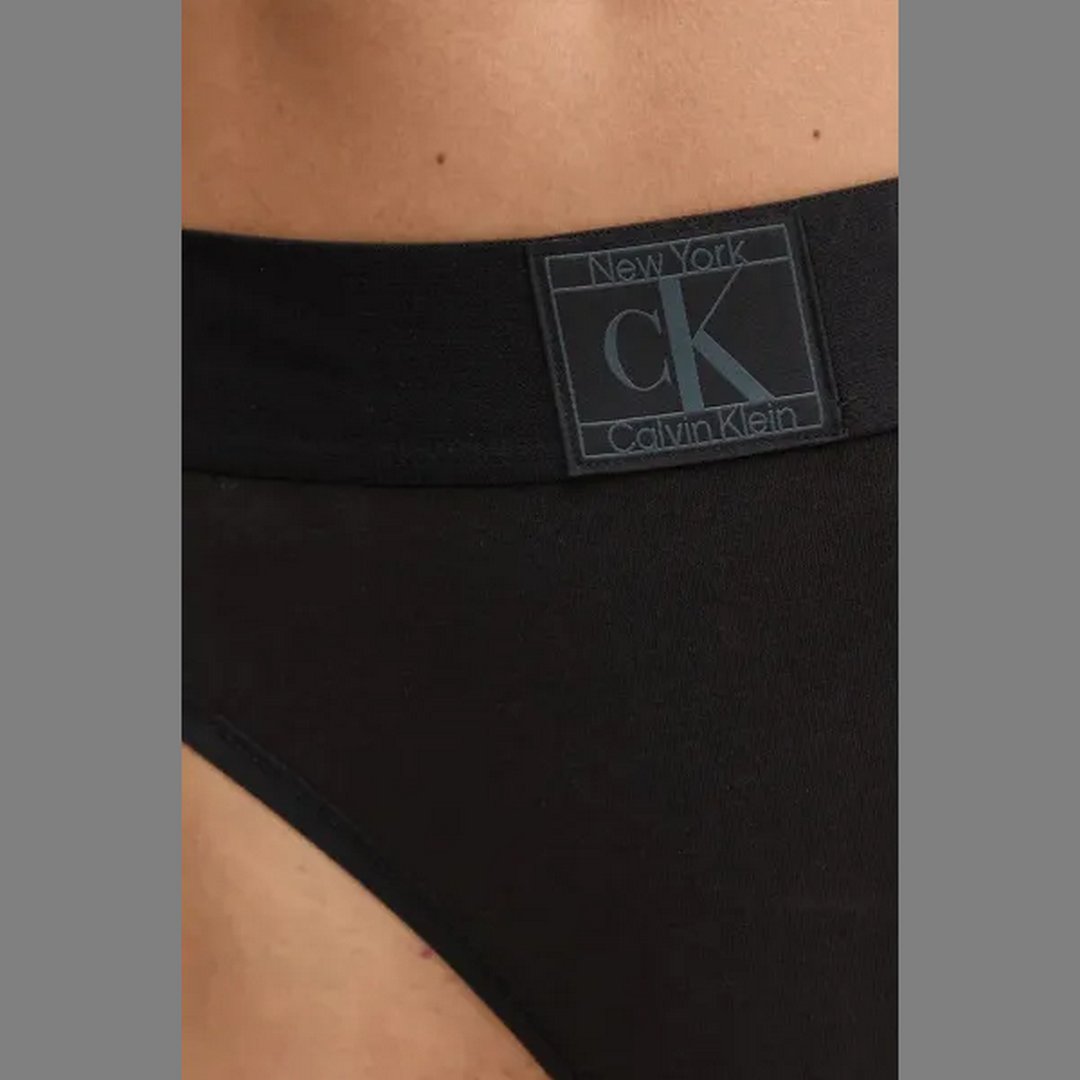 Thong BLACK W/ BLUE PERFORMANCE LOGO / L
