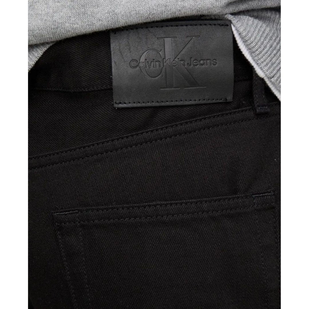 Standard Straight Denim Black / 3230