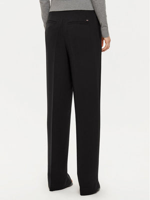 Crepe Relaxed Straight Pant Black / R40