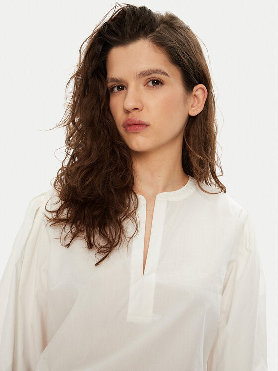 Ess Poplin V Neck Ls Blouse Th Optic White / 42