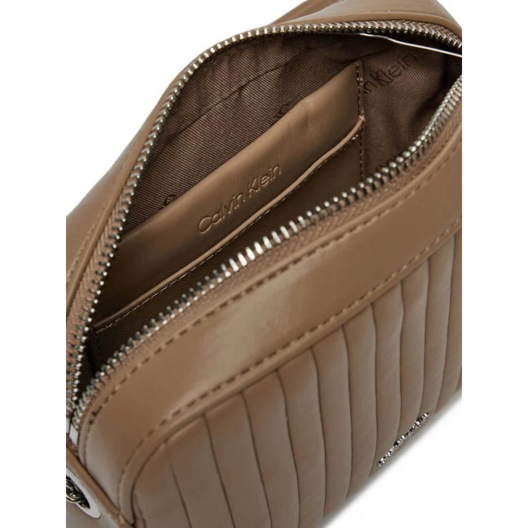 Mini Line Quilt Camera Bag Amphora / OS