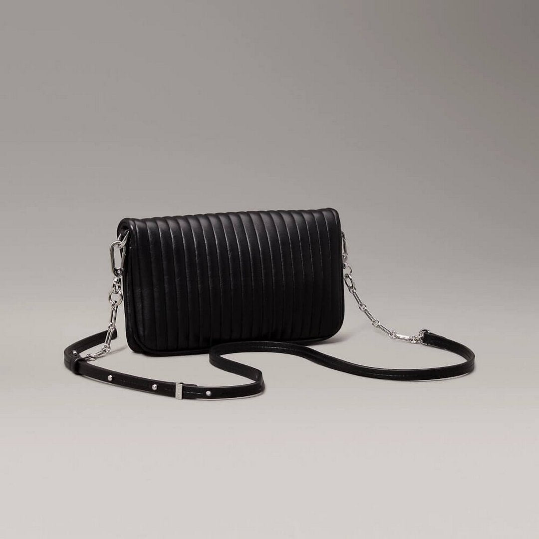 Mini Line Quilt Crossbody Pvh Black / OS