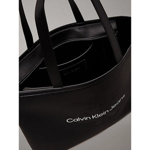 Sculpted Slim Tote34 Mono Black/Neutral / OS