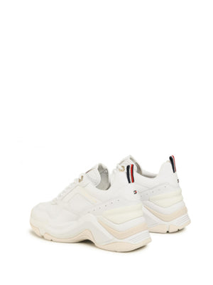 Feminine Internal Wedge Sneaker White / 36