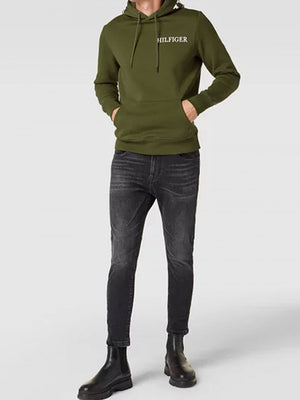 Hilfiger Logo On Hoo Putting Green / L