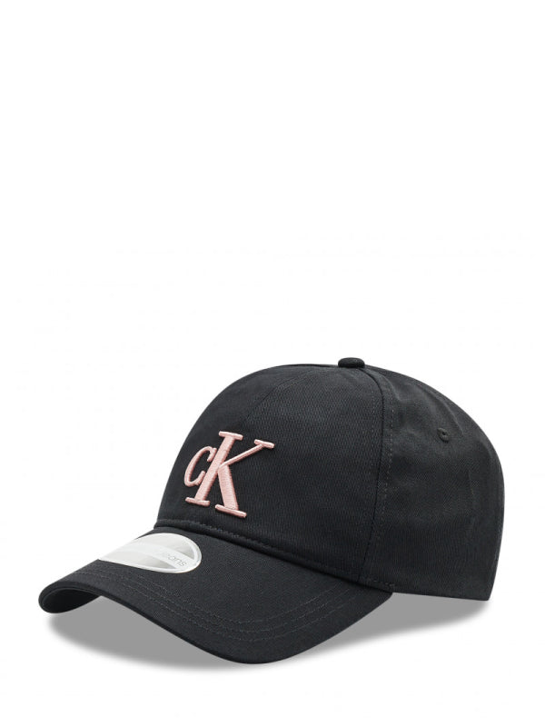 Logo Embroidery Cap Black / OS